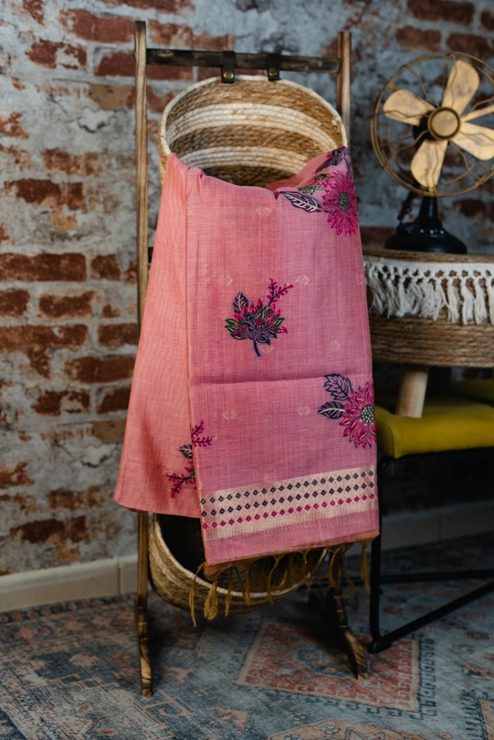 Mugha cotton with running blouse